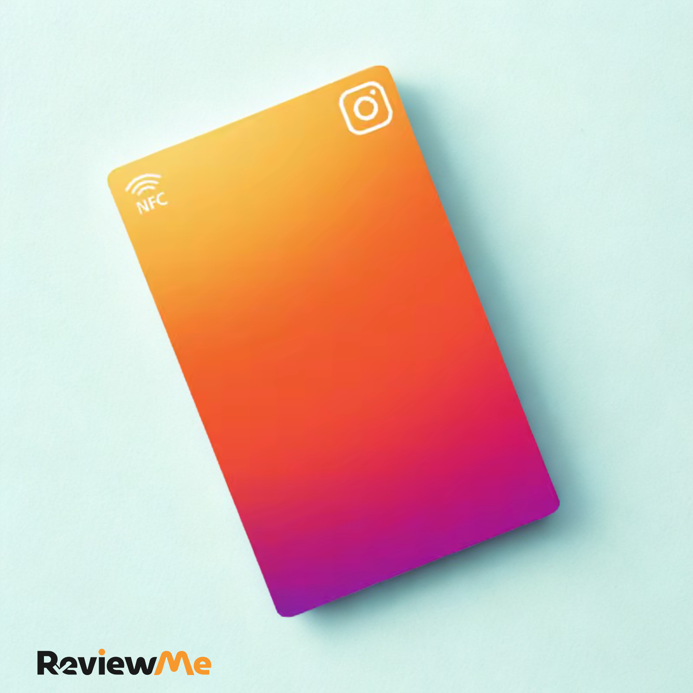 Instagram NFC Karte – Social-Media Visitenkarte mit NFC Chip Farbverlauf