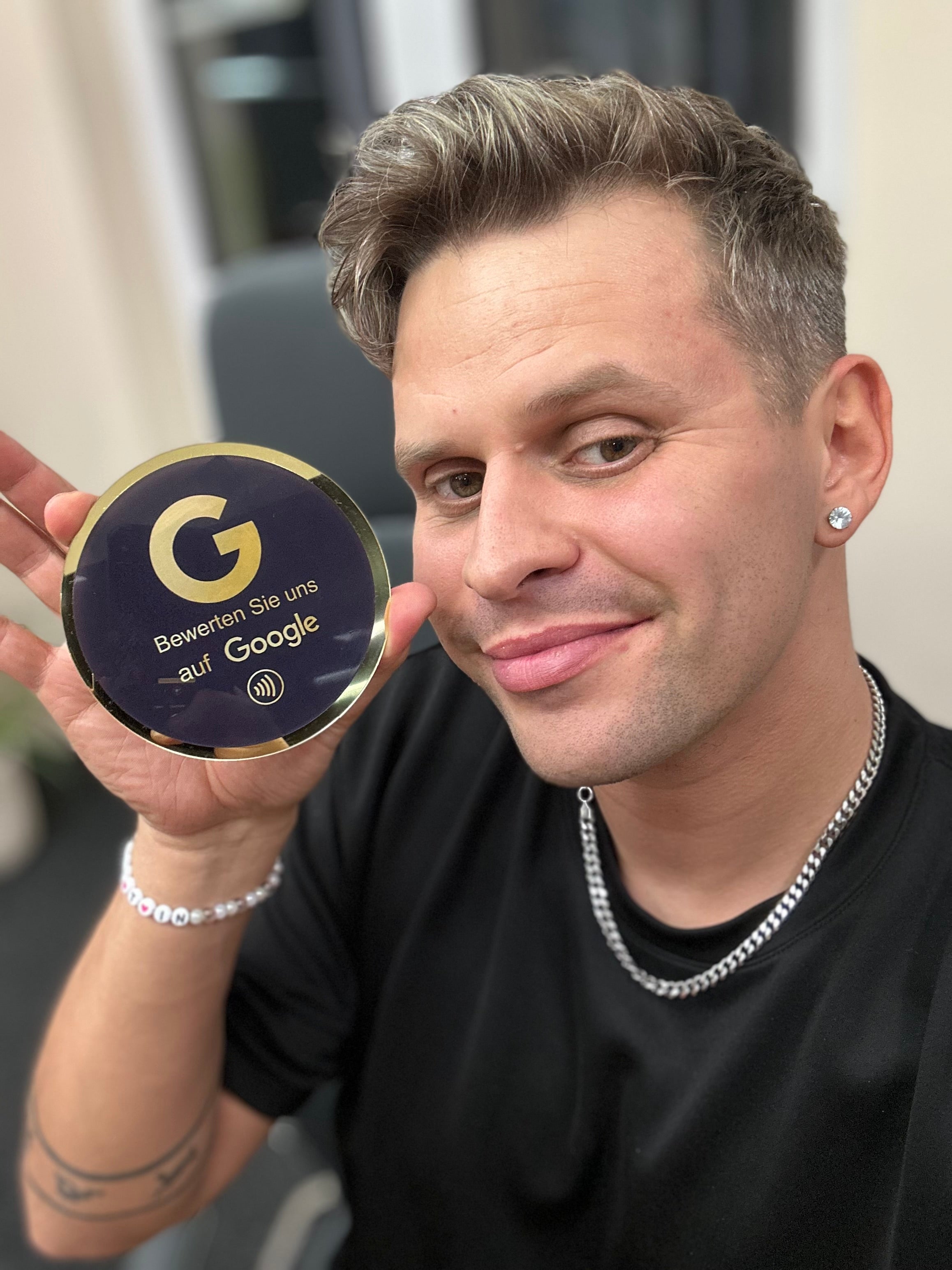 NFC-Tag für Google Bewertungen Schwarz Rund - ReviewMe