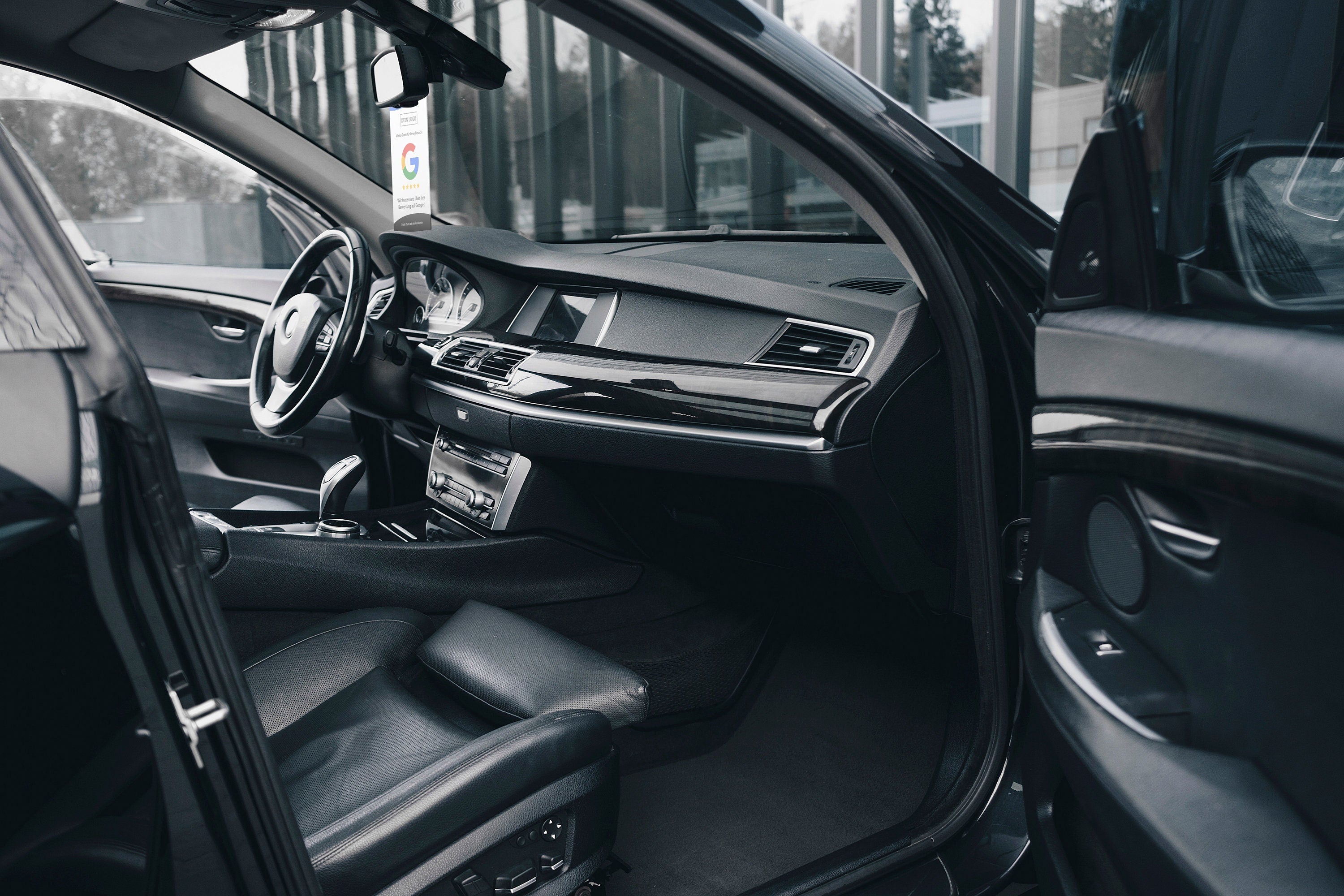 Türanhänger - Bewerten Sie uns auf Google - ReviewMe