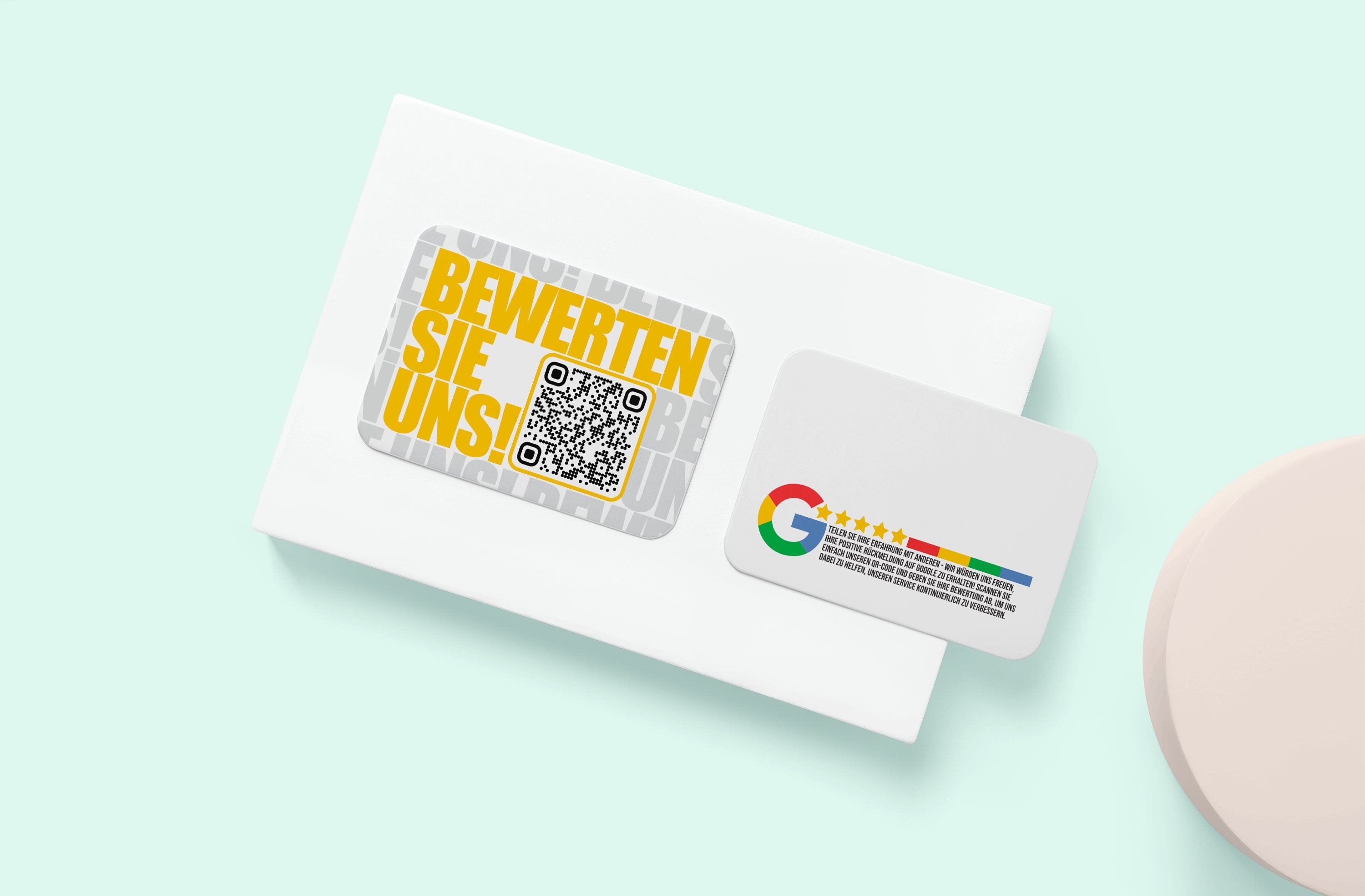 Gelbe Feedback-Karten mit QR-Code – Bold Schrift, Cooles Design